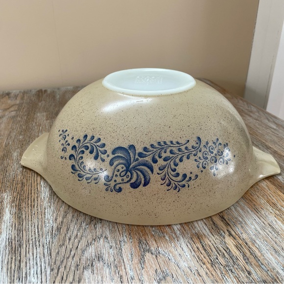 Vintage Pyrex Homestead Nesting Cinderella Bowl❤️ - Picture 8 of 12